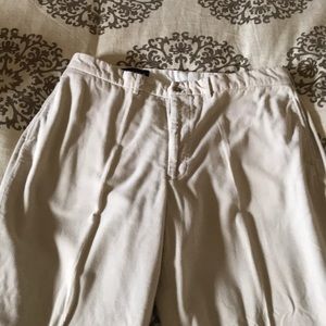 Men’s soft corduroy gold pants in light beige.